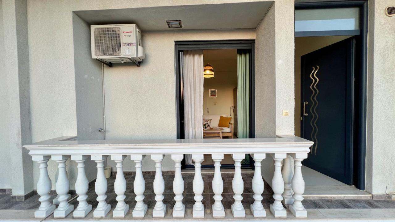 100 Meters From The Sea Διαμέρισμα Ξυλόκαστρο Εξωτερικό φωτογραφία