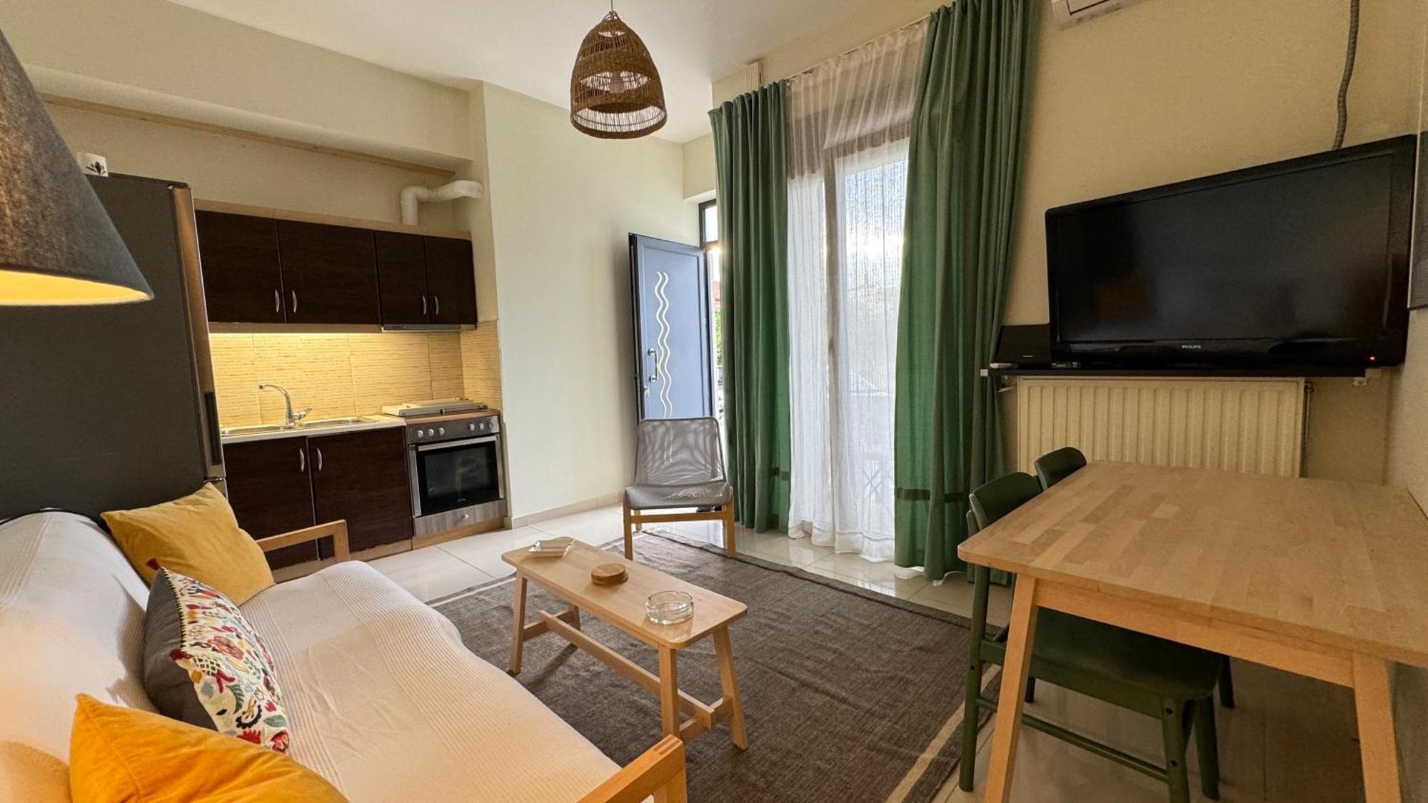 100 Meters From The Sea Διαμέρισμα Ξυλόκαστρο Εξωτερικό φωτογραφία